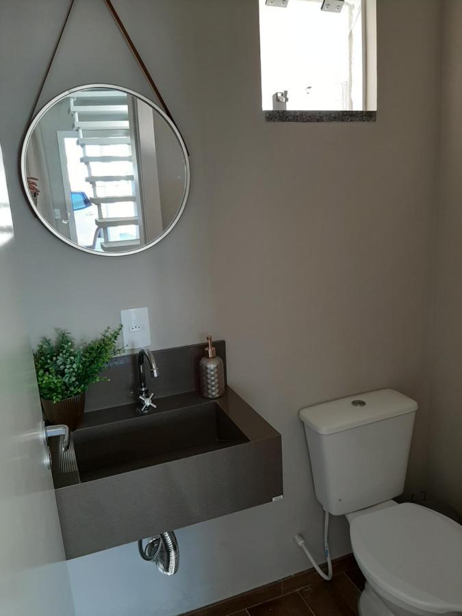 Excelente Sobrado Confortavel No Centro De Tijucas Proximo As Praias Exteriör bild