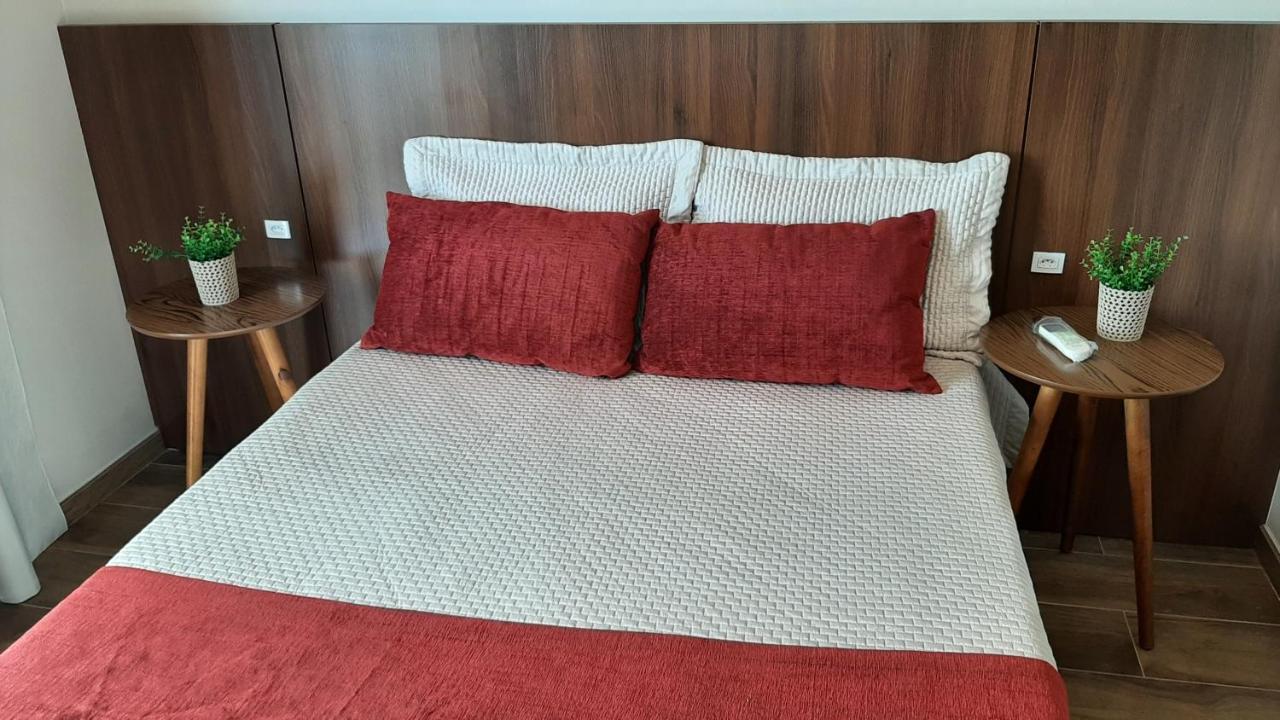 Excelente Sobrado Confortavel No Centro De Tijucas Proximo As Praias Exteriör bild