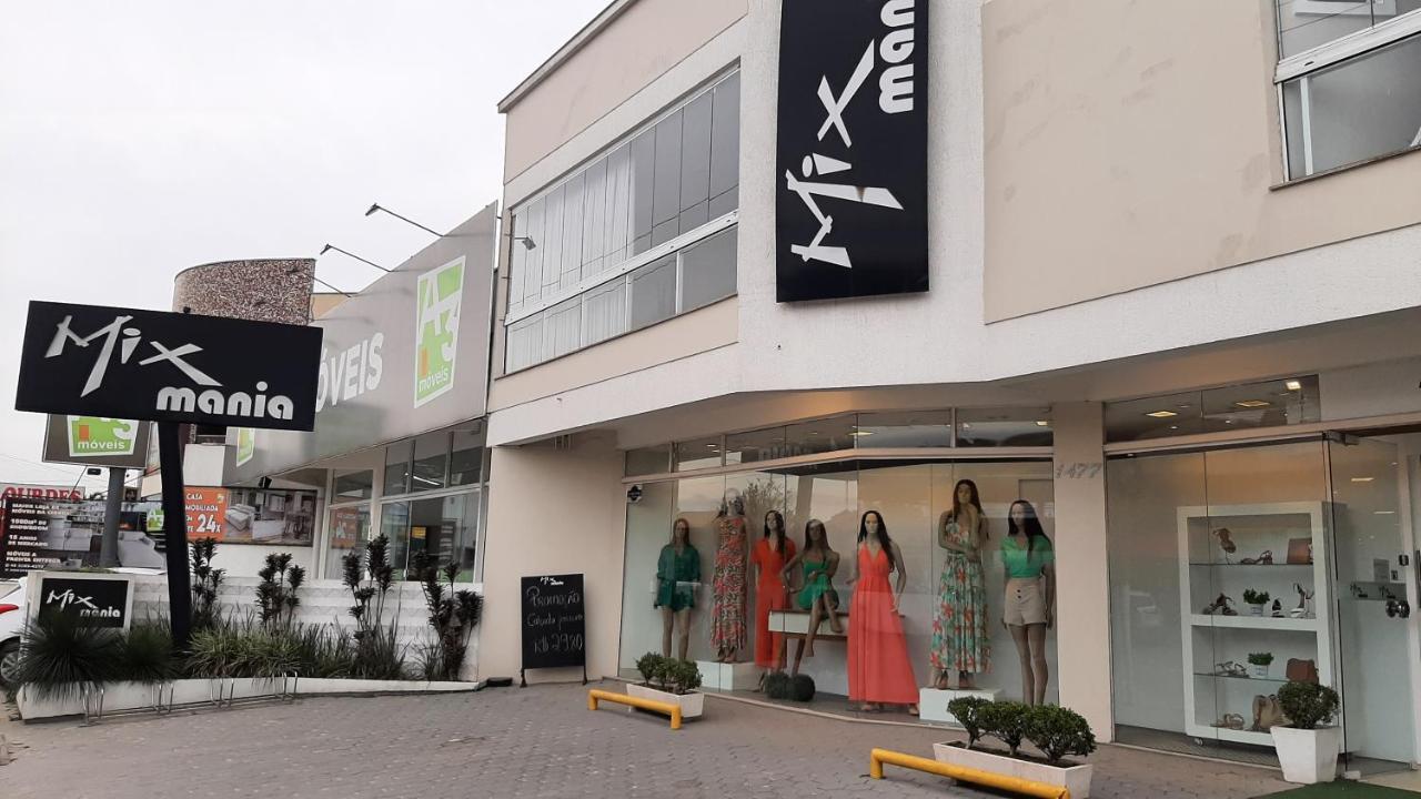 Excelente Sobrado Confortavel No Centro De Tijucas Proximo As Praias Exteriör bild