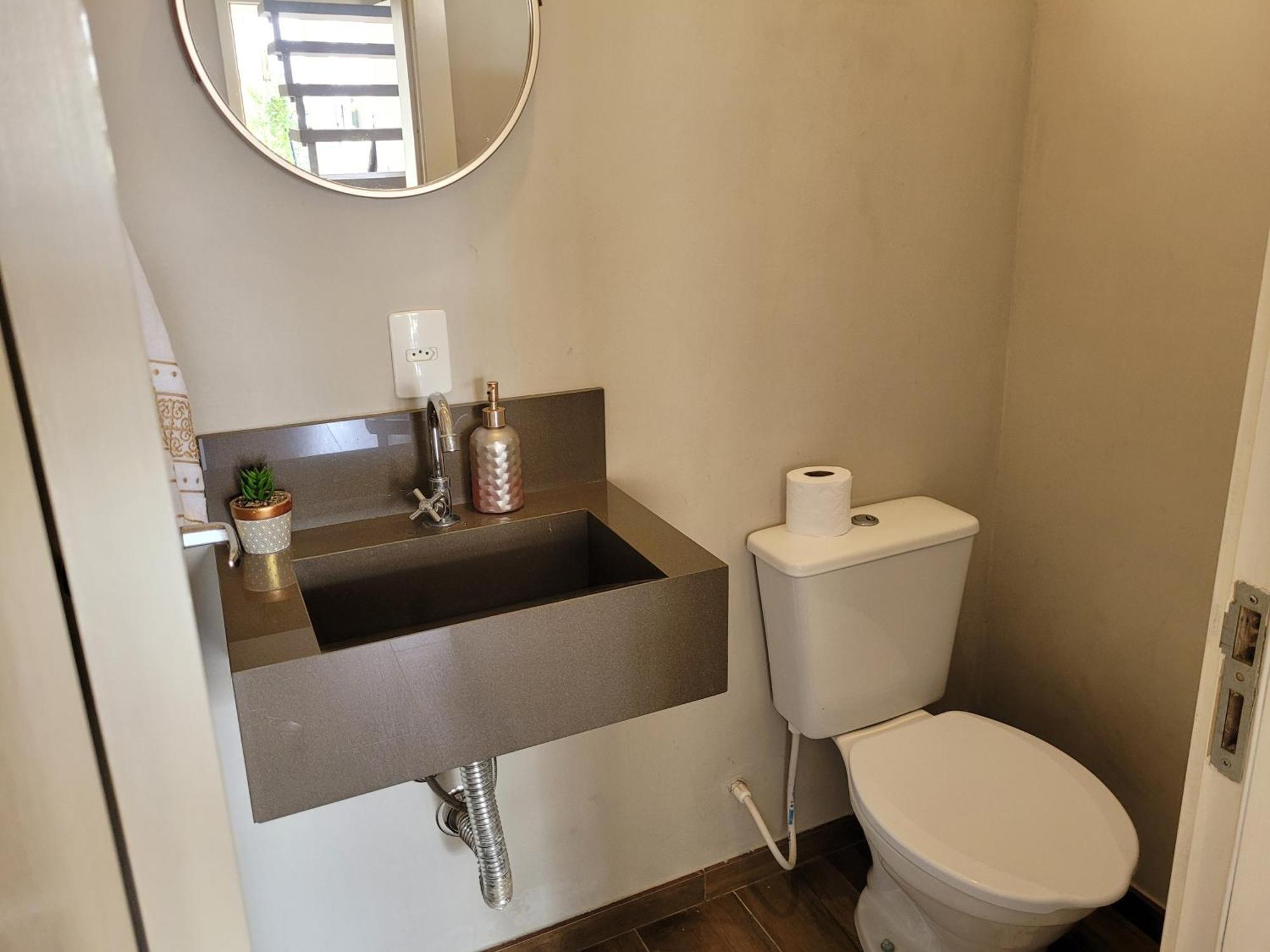 Excelente Sobrado Confortavel No Centro De Tijucas Proximo As Praias Exteriör bild